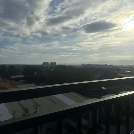Condo - 2 Bedrooms Family With Balcony